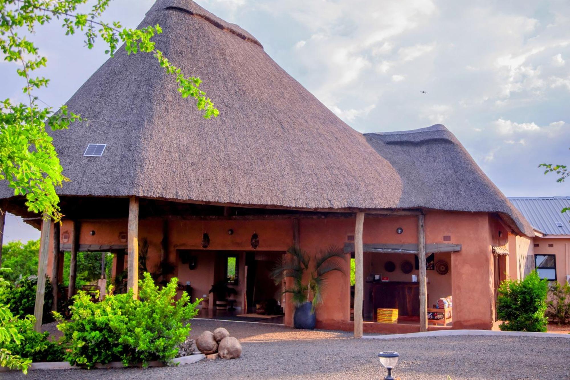 The Nkhosi Livingstone Lodge And Spa מראה חיצוני תמונה